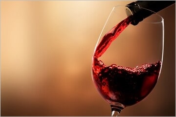よりワインを美味しく飲める「薄さ」とは？